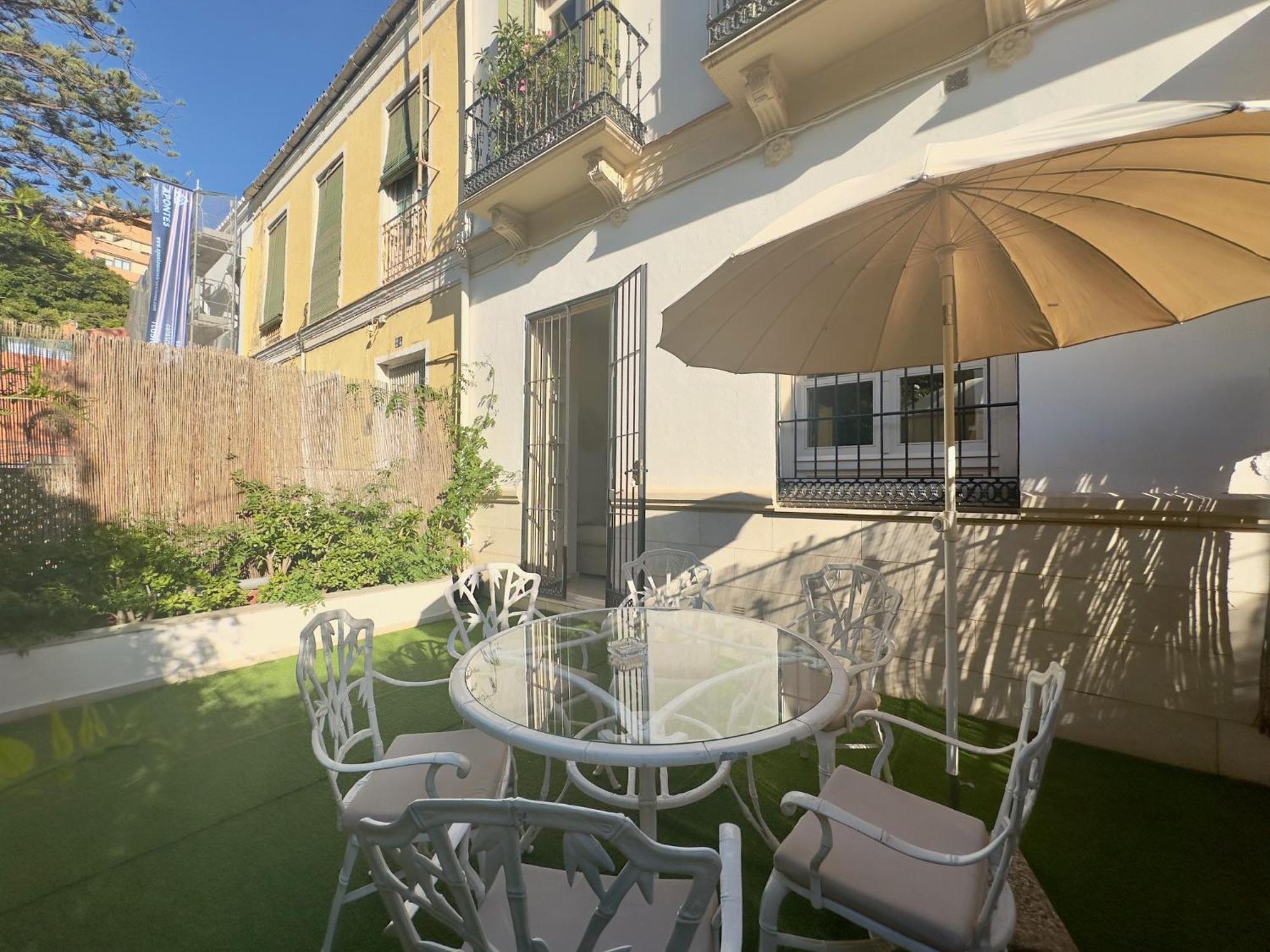 Urbe10 Pries Appartement Málaga
